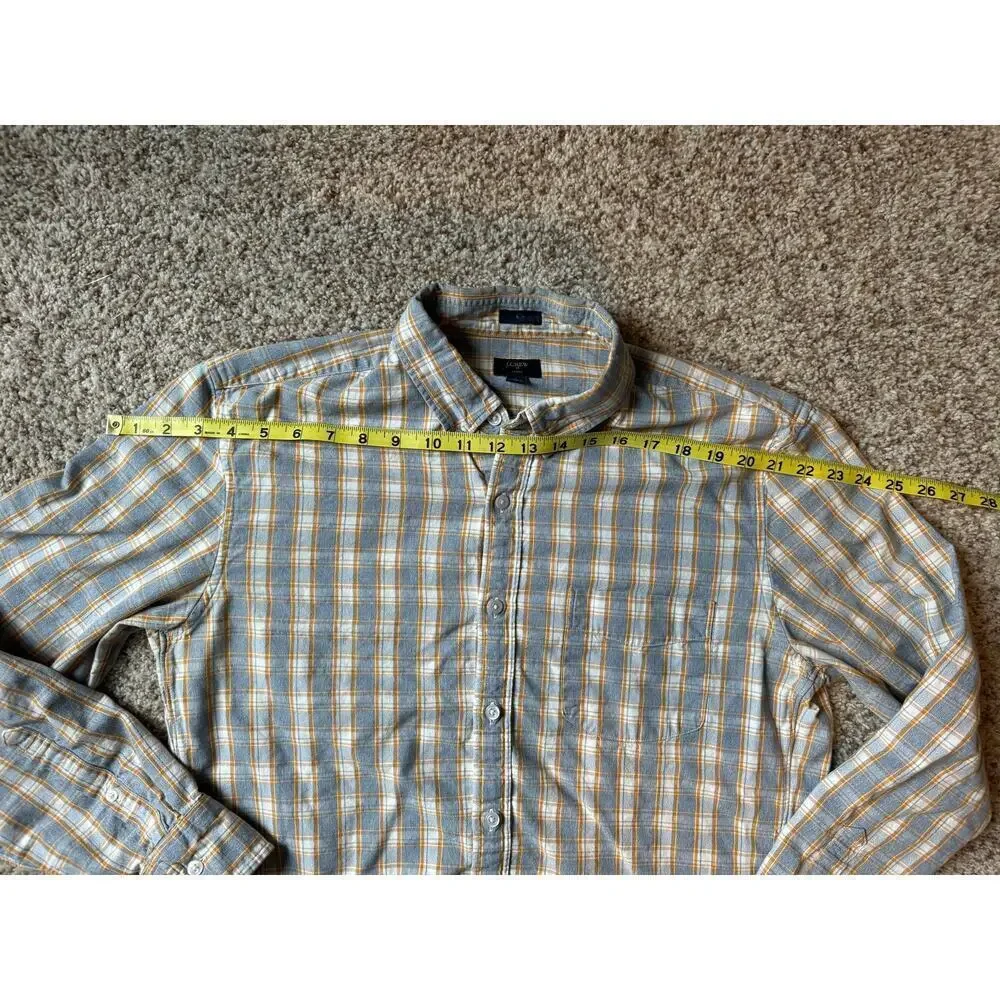J. CREW JASPE SLIM buttoned shirt, Size Large. Flannel print cotton shirt